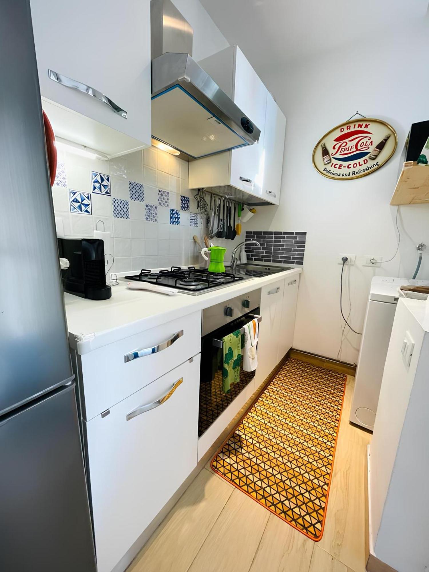 Apartment By The Martesana River Милано Екстериор снимка